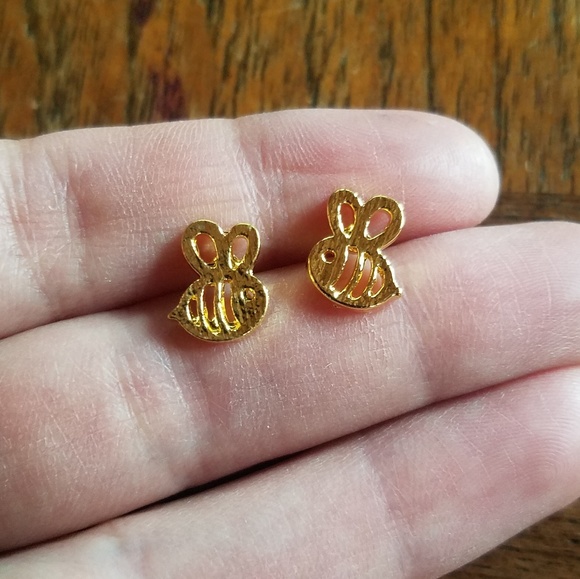 NWOT Gold Bumble Bee Studs - Picture 4 of 5